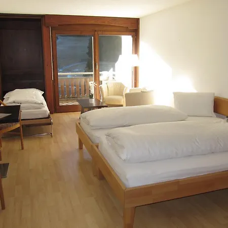 Guest house Appartementhaus Darlux Berguen